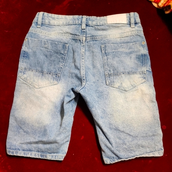 SouthPole bleached Distressed Jeans shorts - Picture 6 of 7